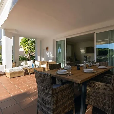 Apartment Exquisite 2 Bedroom Ground Floor In Benahavis Estepona