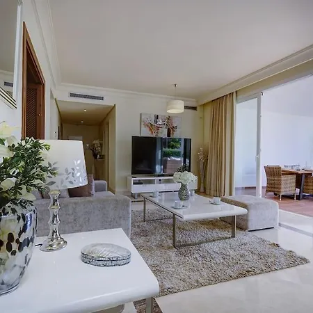 Exquisite 2 Bedroom Ground Floor In Benahavis