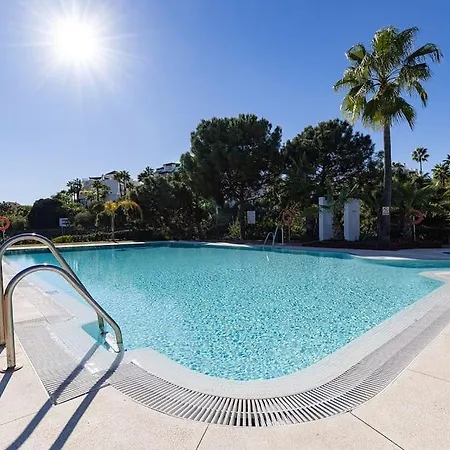 Exquisite 2 Bedroom Ground Floor In Benahavis Apartment *