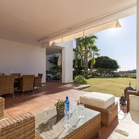 Exquisite 2 Bedroom Ground Floor In Benahavis Apartment Estepona